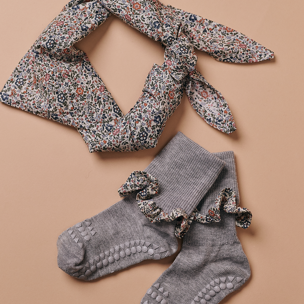 Chaussettes Antidérapantes Bambou - Prune Misty, Volant Liberty