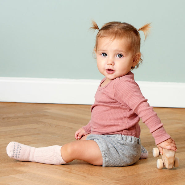 Dag Chaussettes bébé bicolores antidérapantes en coton chaud: en vente à  1.99€ sur